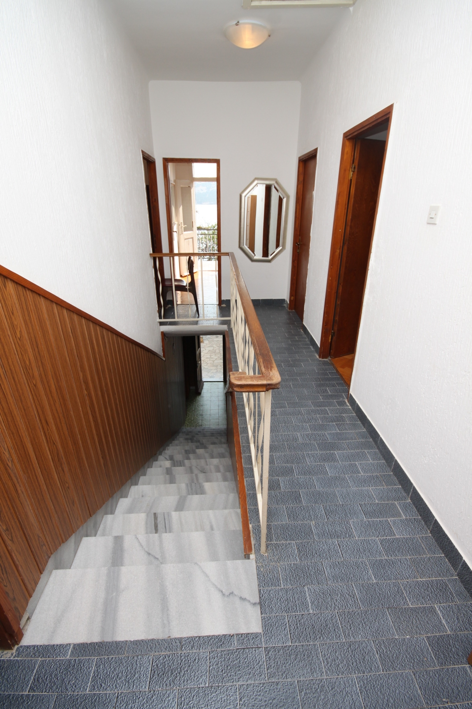 Comfortable and spacious apartment near beach Stara Novalja, Pag  A-a