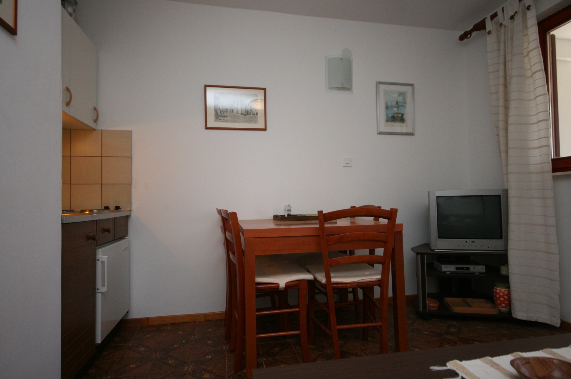One bedroom apartment with terrace and sea view Mandre, Pag  A-a