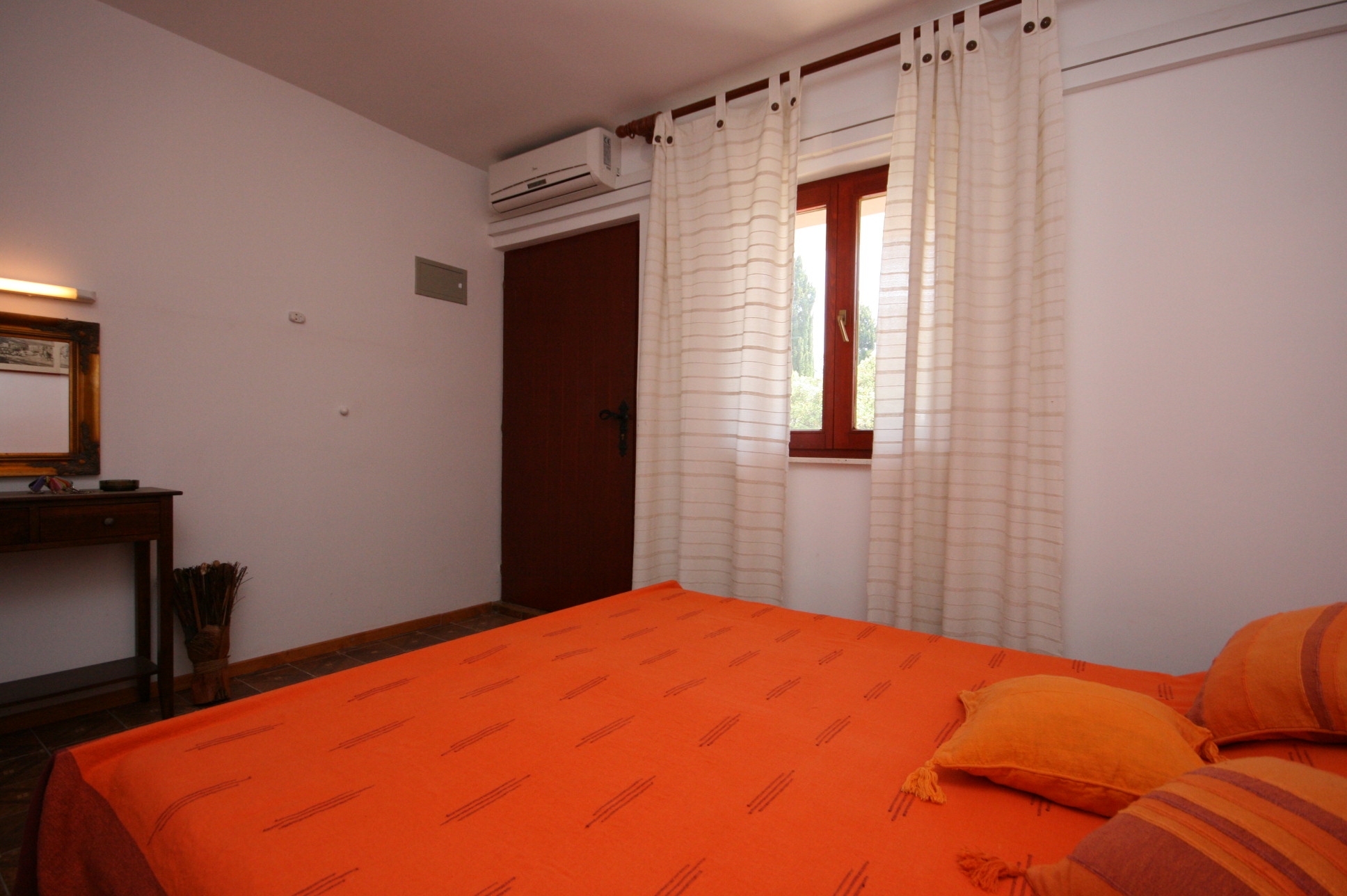 One bedroom apartment with terrace and sea view Mandre, Pag  A-c