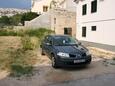 Parking lot Pag, Pag, Parking lot 6475 - Apartments near sea with pebble beach.