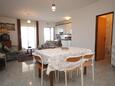 Dining room Povljana, Dining room in the apartment, (pet friendly) and WiFi.