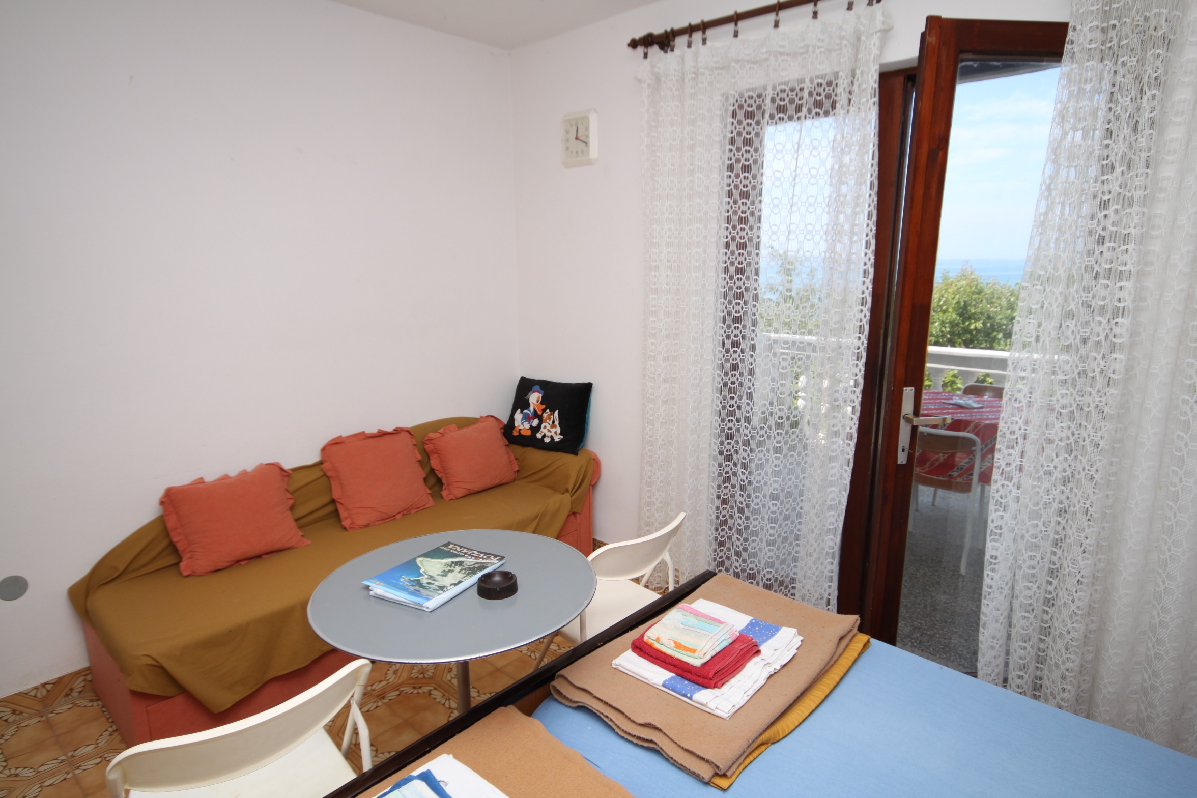 Studio flat near beach Povljana, Pag (AS-6476-a)