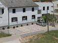 Povljana, Pag, Parking lot 6476 - Apartments and Rooms near sea with sandy beach.