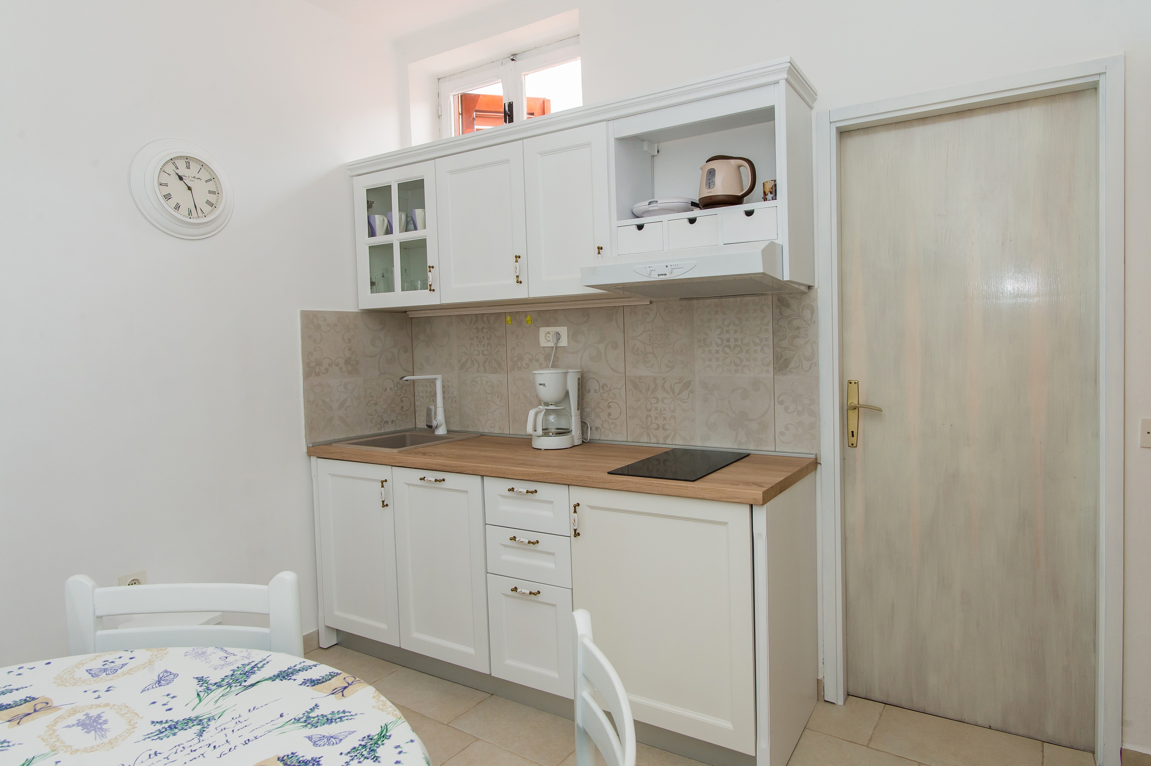 Two bedroom apartment with terrace and sea view Bilo, Primošten  A-b