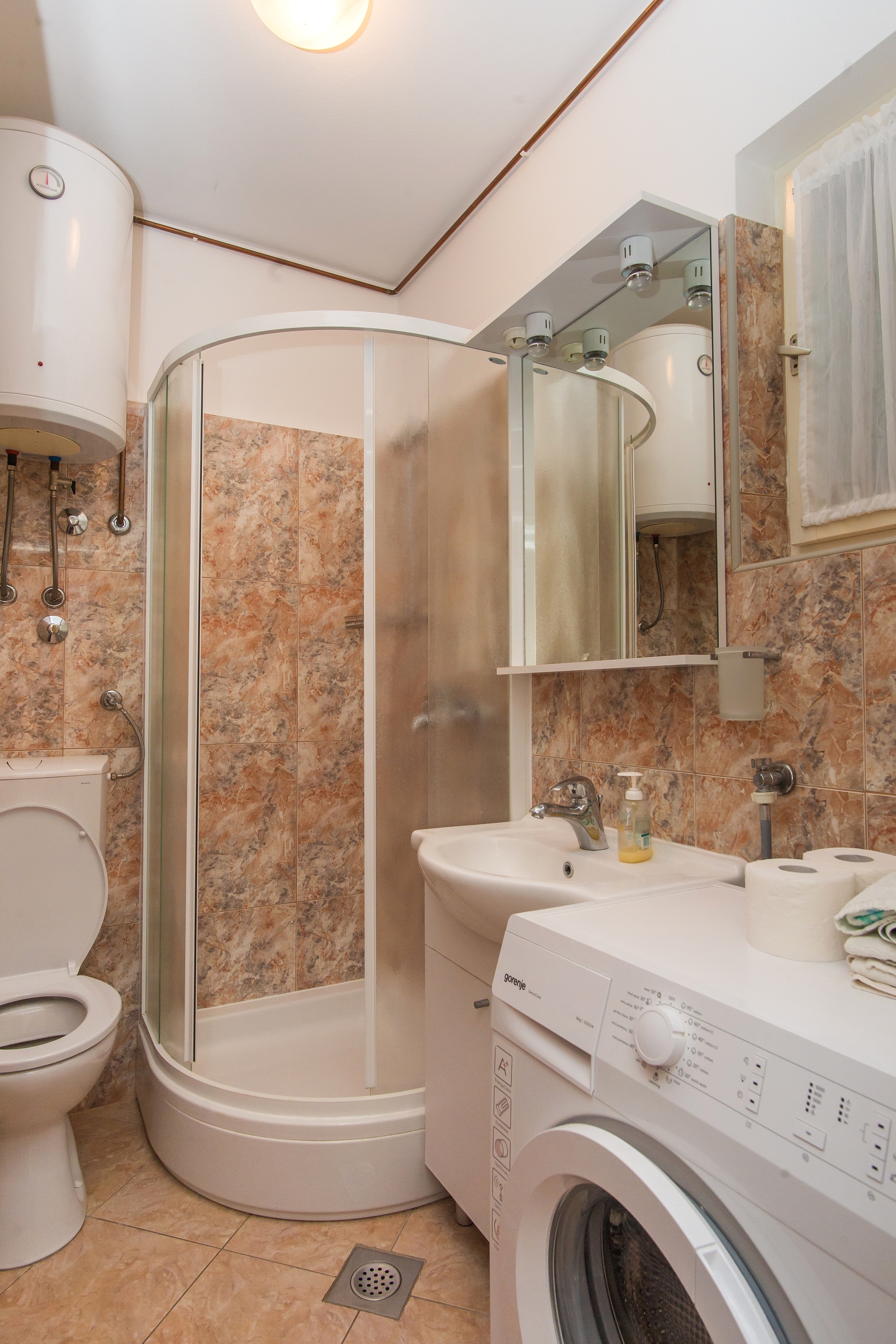 Two bedroom apartment with terrace and sea view Bilo, Primošten  A-c