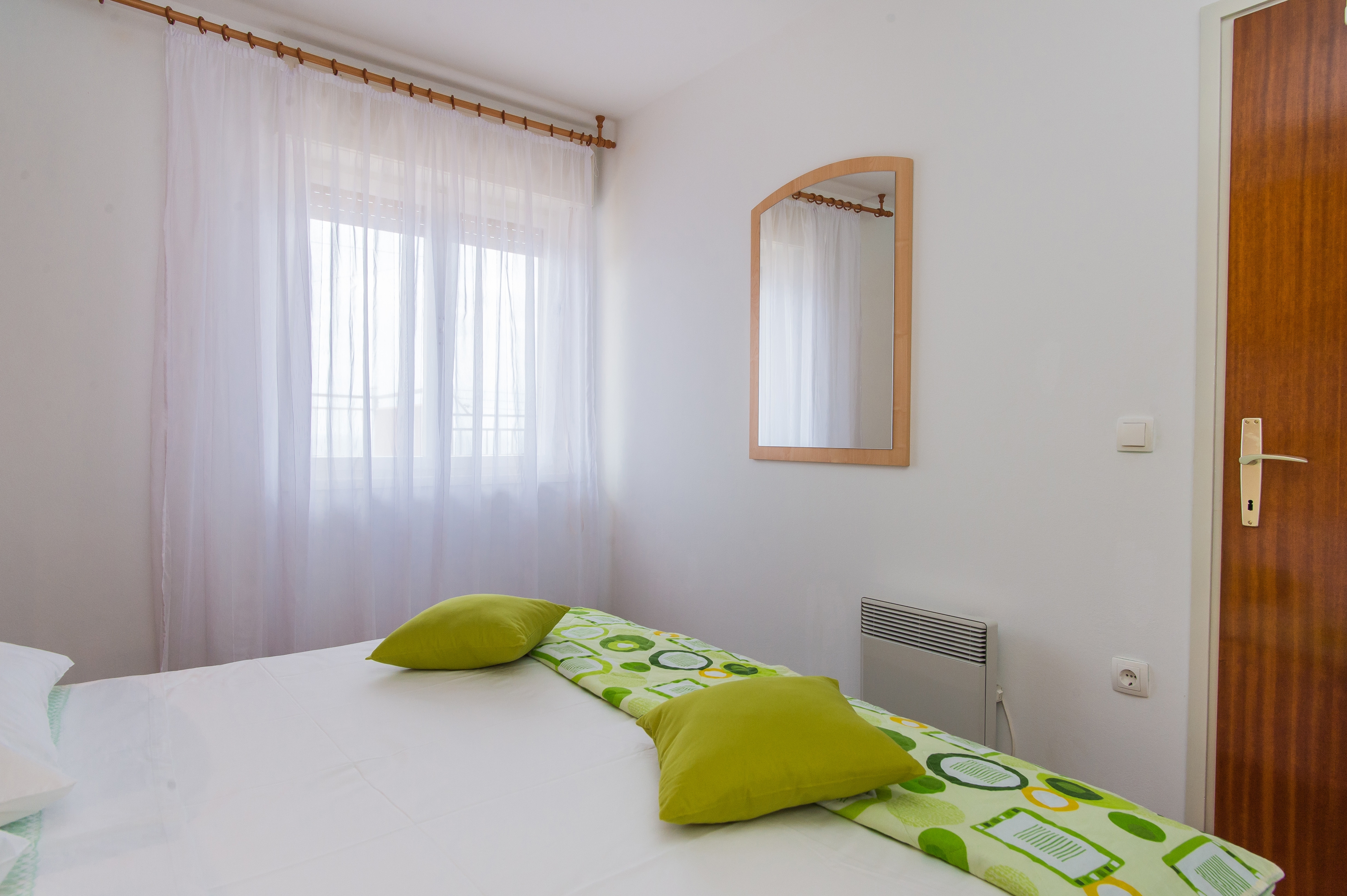 Two bedroom apartment with terrace and sea view Bilo, Primošten  A-c