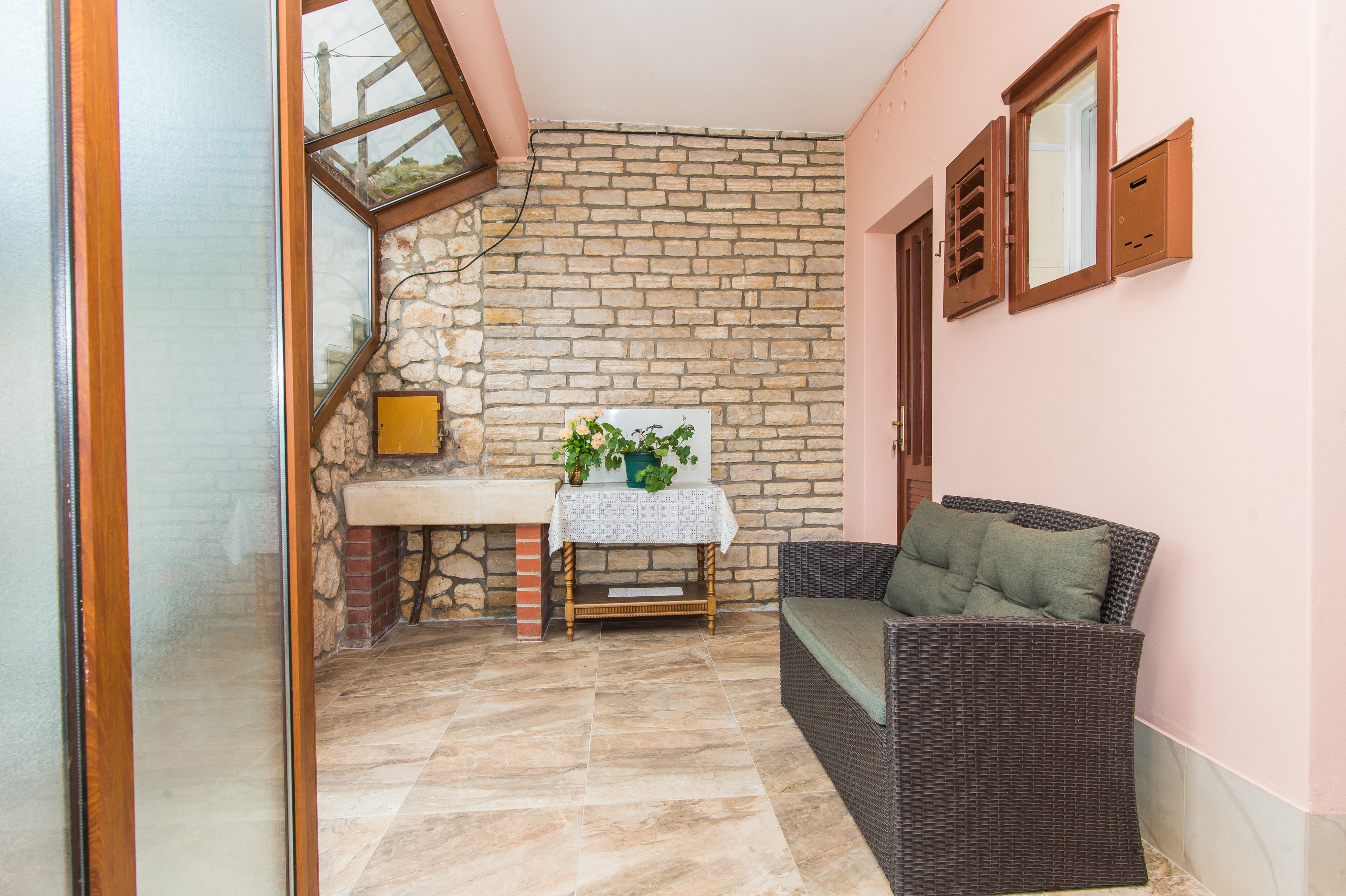 Two bedroom apartment with terrace and sea view Bilo, Primošten  A-c