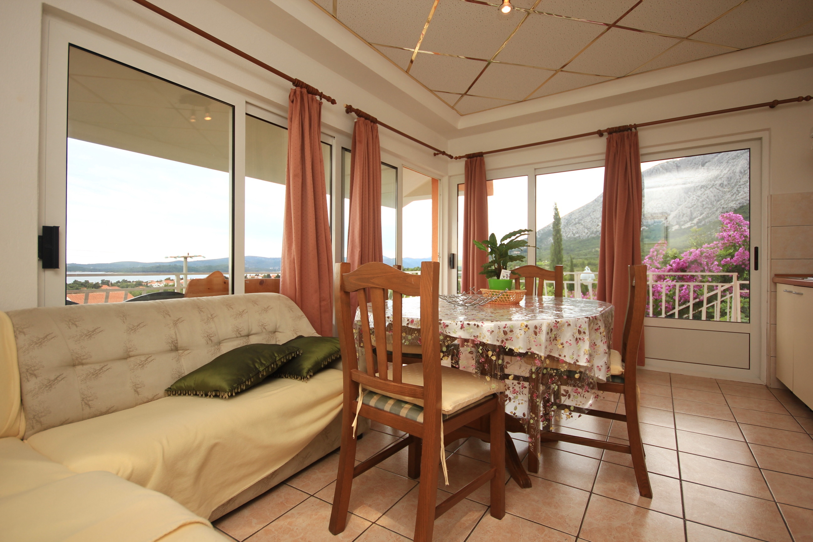 Two bedroom apartment with balcony and sea view Orebić (Pelješac) (A-648-a)