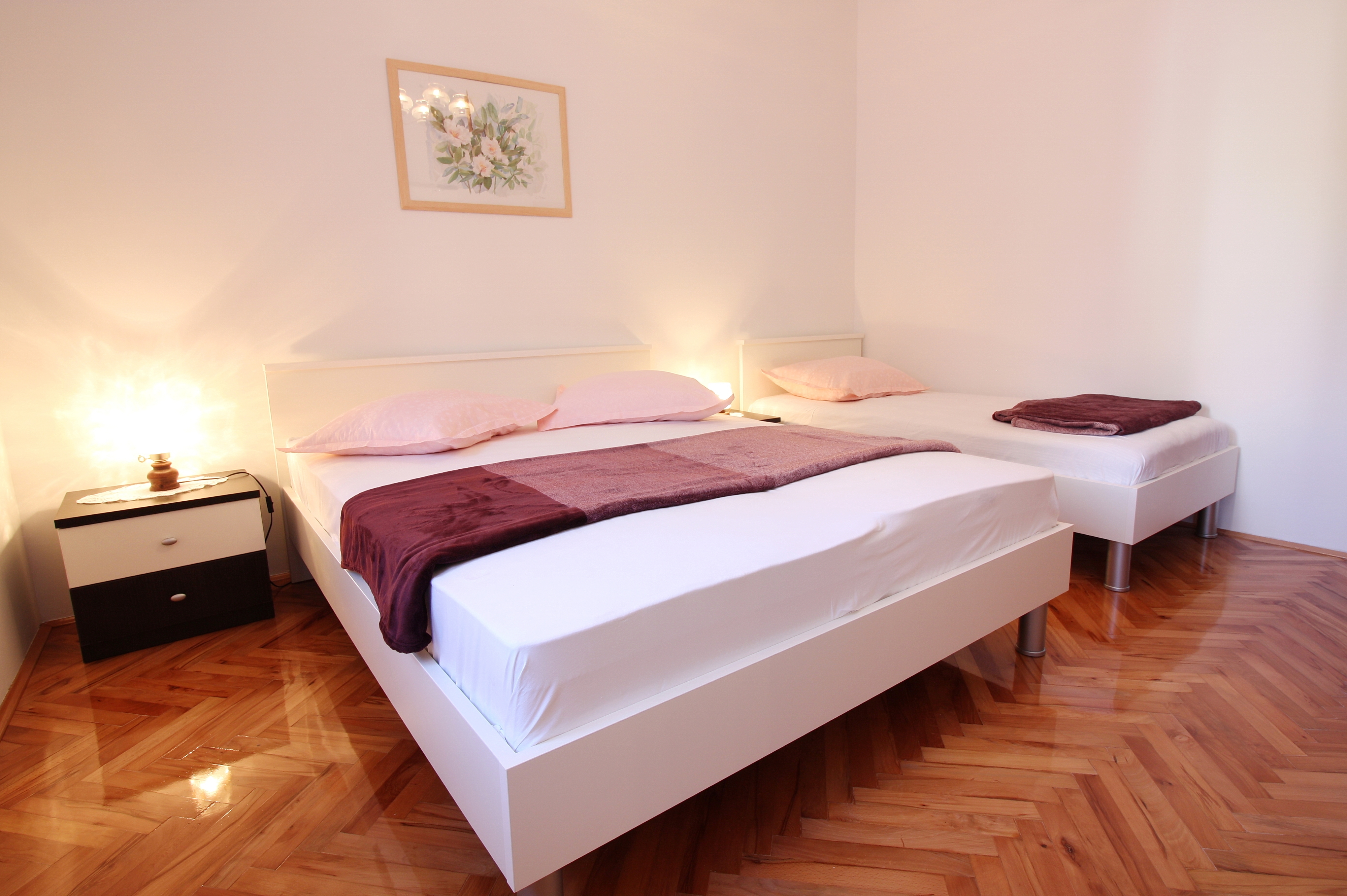 One bedroom apartment near beach Metajna (Pag) (A-6486-c)