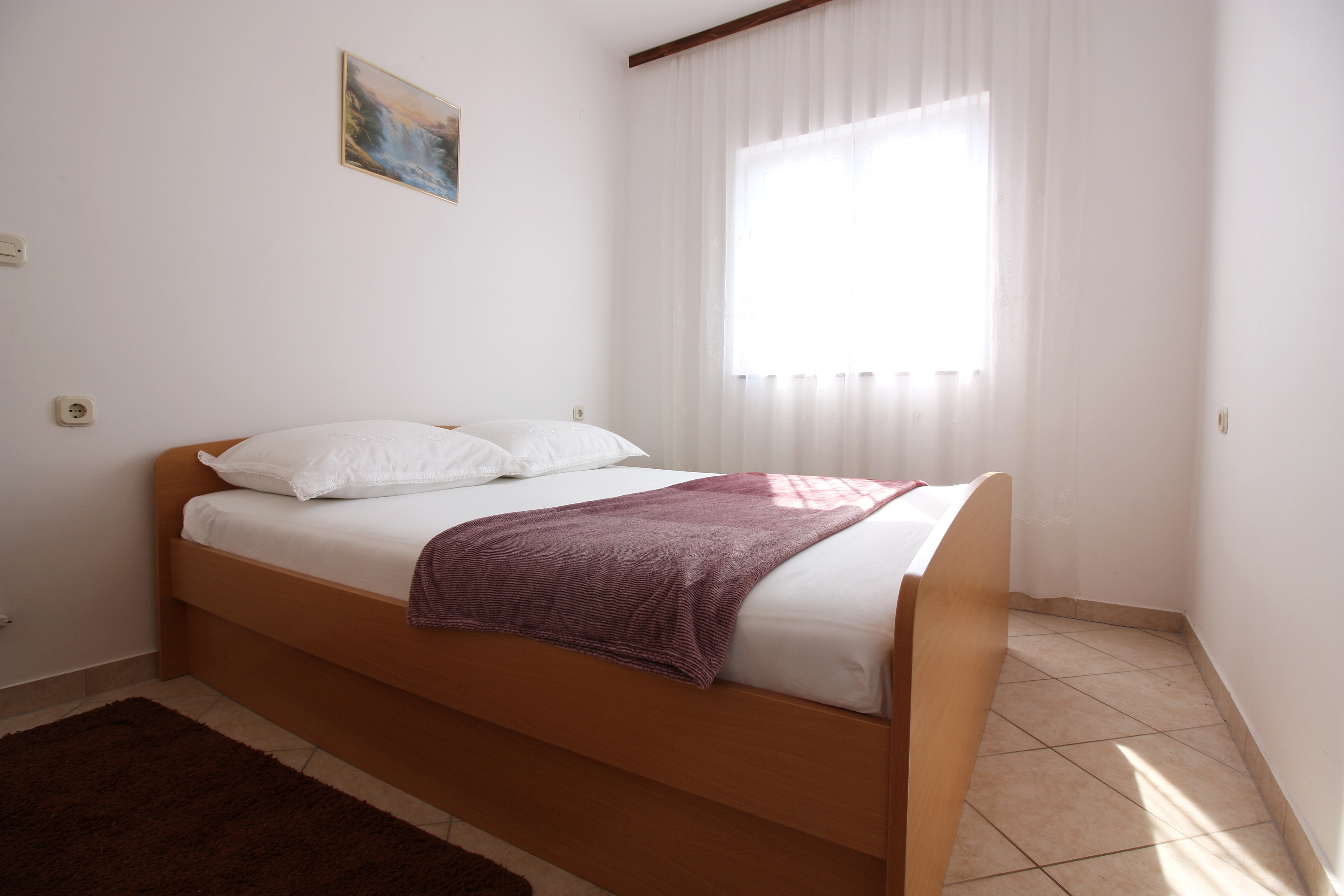 One bedroom apartment near beach Metajna (Pag) (A-6486-d)