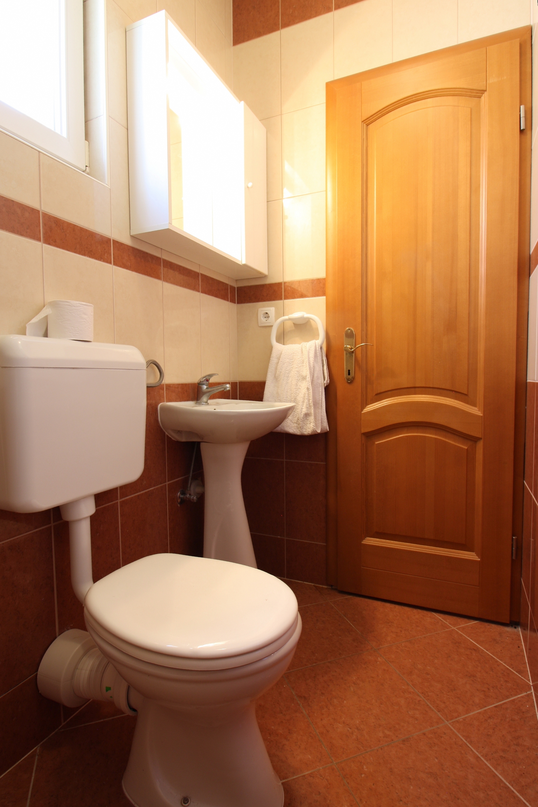 Three bedroom apartment near beach Metajna, Pag  A-f