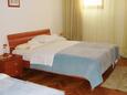 Спальня 1 Novalja, Спальня 1 в размещении типа apartment, WiFi.