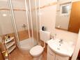 Ванная комната Novalja, Ванная комната в размещении типа apartment, Домашние животные допускаются и WiFi.