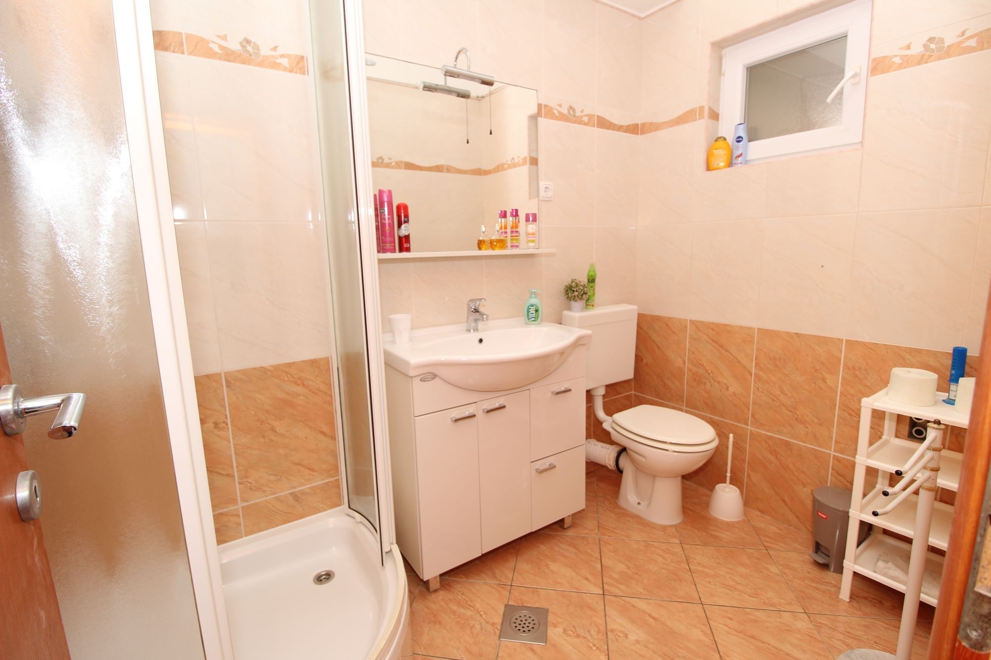 Two bedroom apartment with terrace Novalja, Pag  A-d