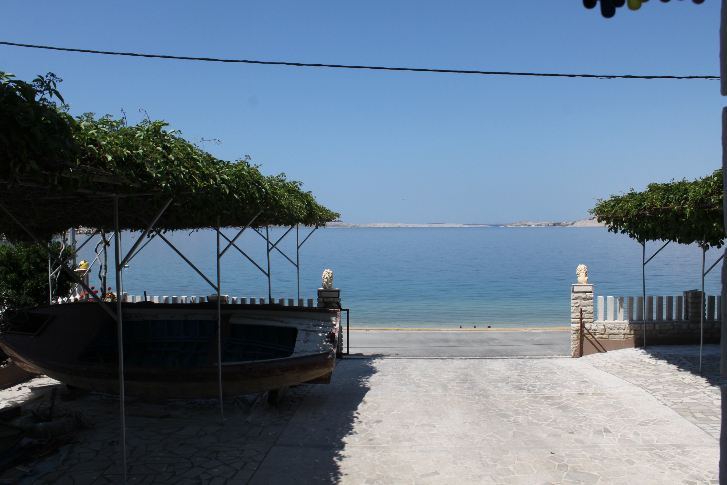 One bedroom apartment near beach Metajna, Pag  A-a