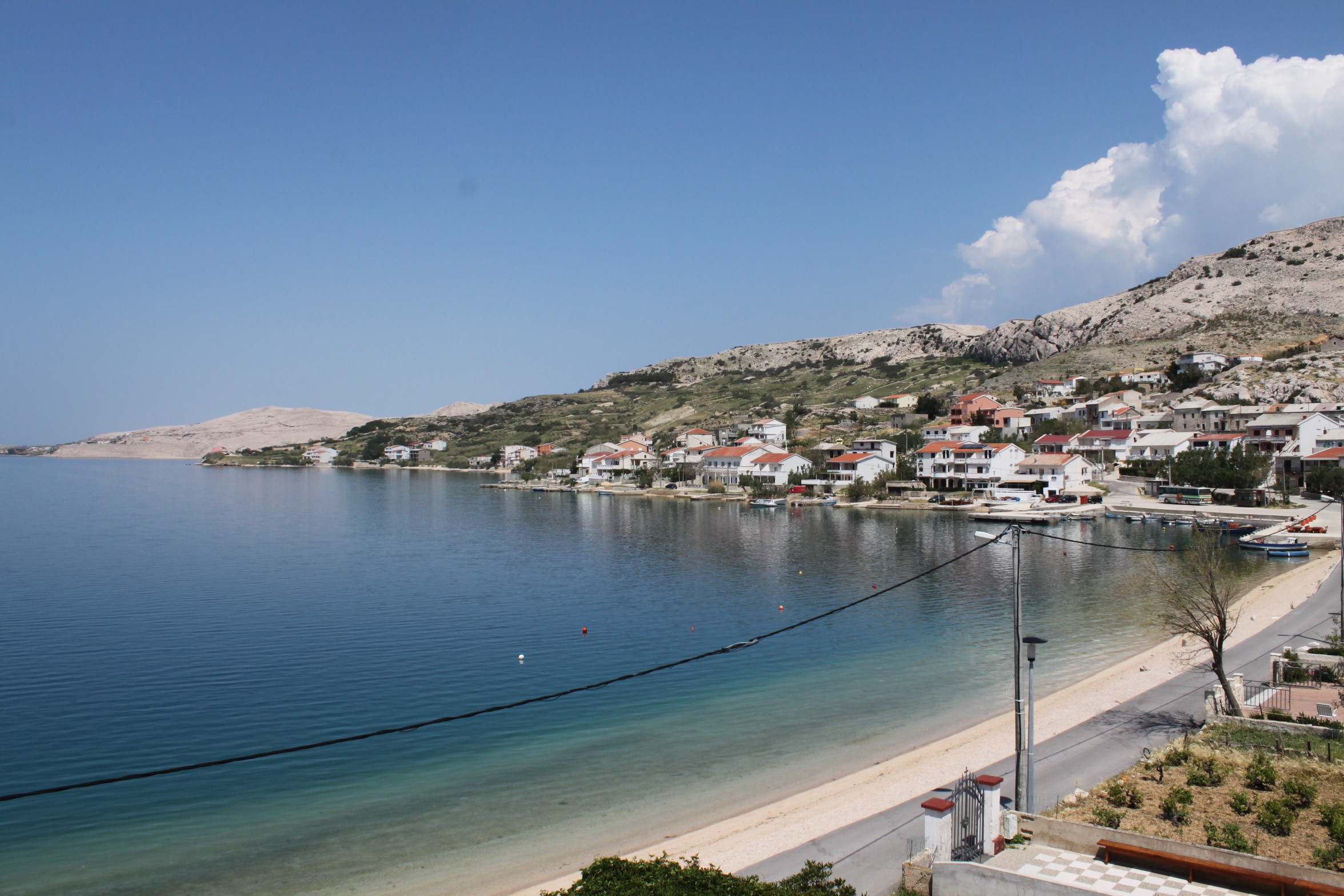 One bedroom apartment near beach Metajna, Pag  A-e
