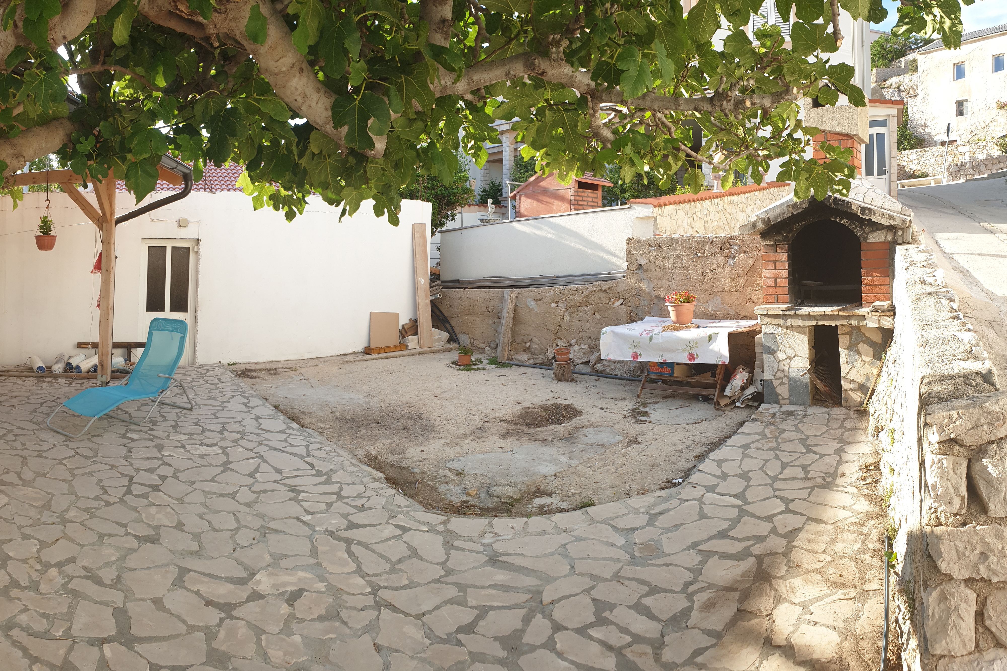 One bedroom apartment with balcony and sea view Metajna (Pag) (A-6498-e)