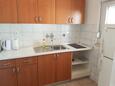 Novalja, Kitchen in the studio-apartment, WiFi.