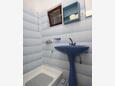 Bathroom Metajna, Bathroom in the apartment.