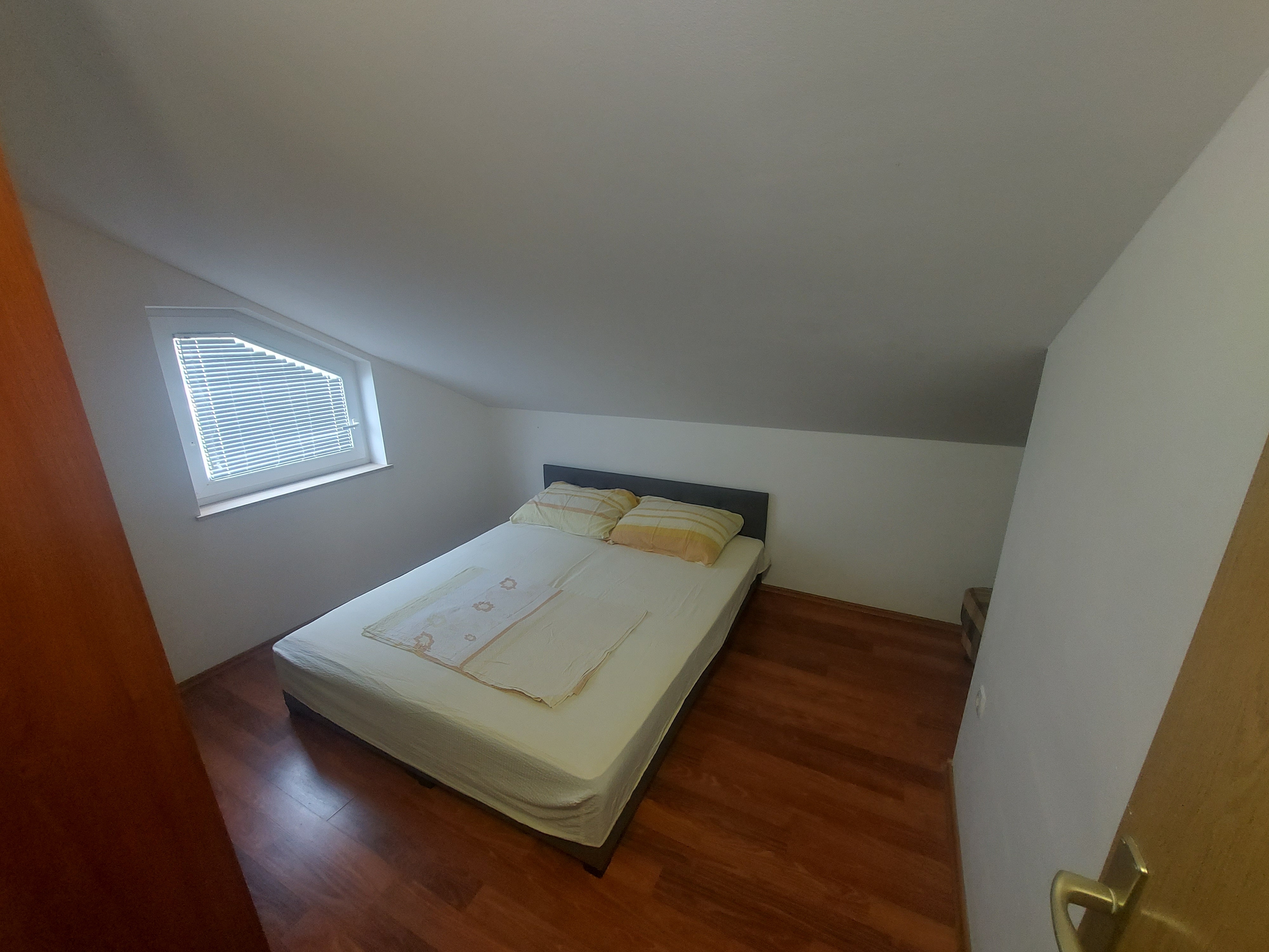 Top Pag Mandre Top Pag Mandre