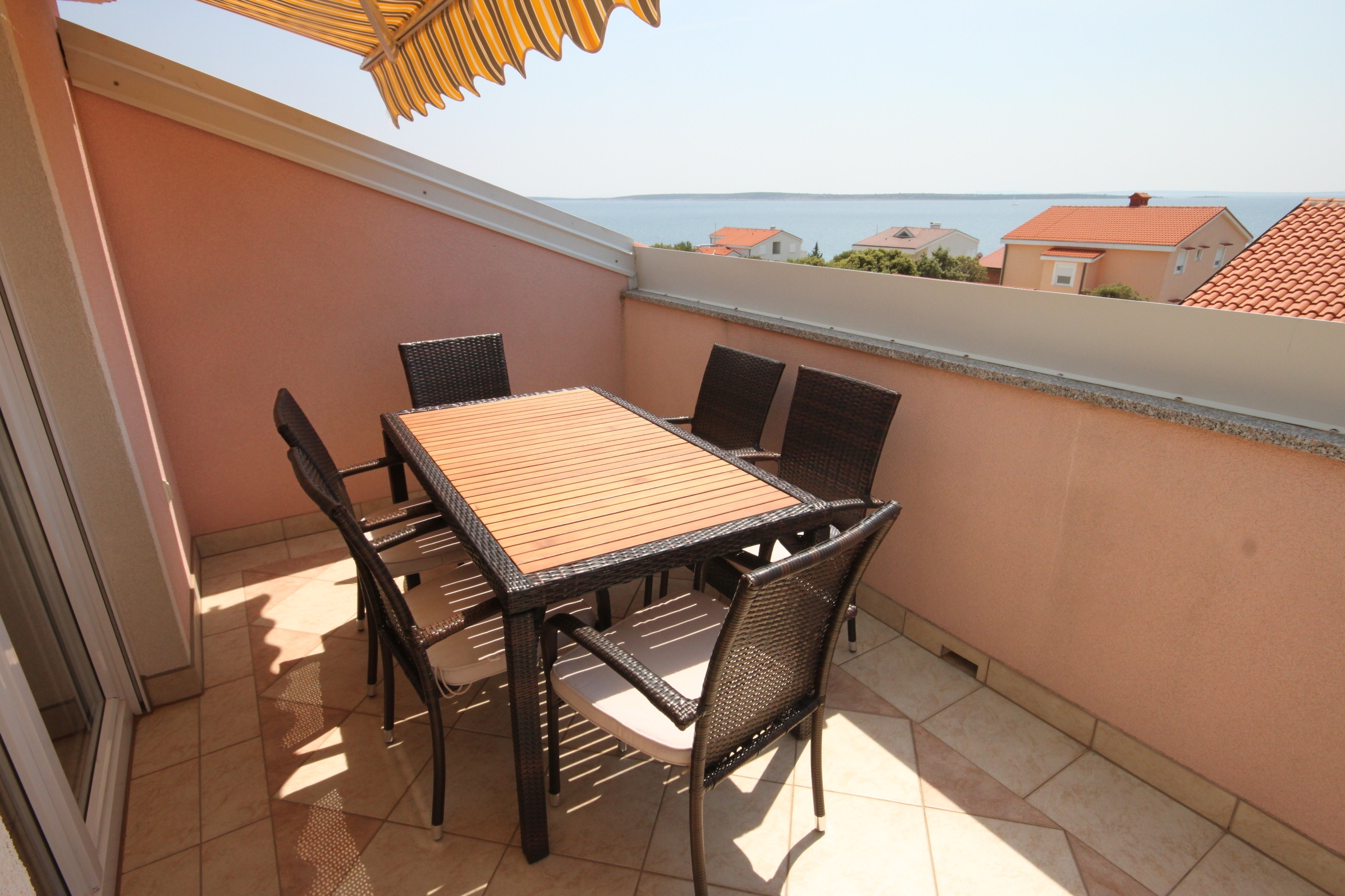 Two bedroom apartment with terrace and sea view Mandre, Pag (A-6507-a) Two bedroom apartment with terrace and sea view Mandre, Pag (A-6507-a)
