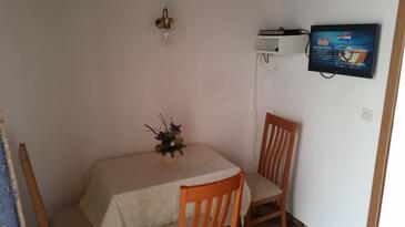 Dining room Novalja, Dining room in the apartment, WIFI.