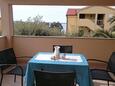 Mandre, Terraza in the apartment, with a sea view, (pet friendly) y WiFi.