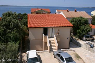 Property Mandre, Pag, Property 6516 - Apartments near sea with pebble beach.