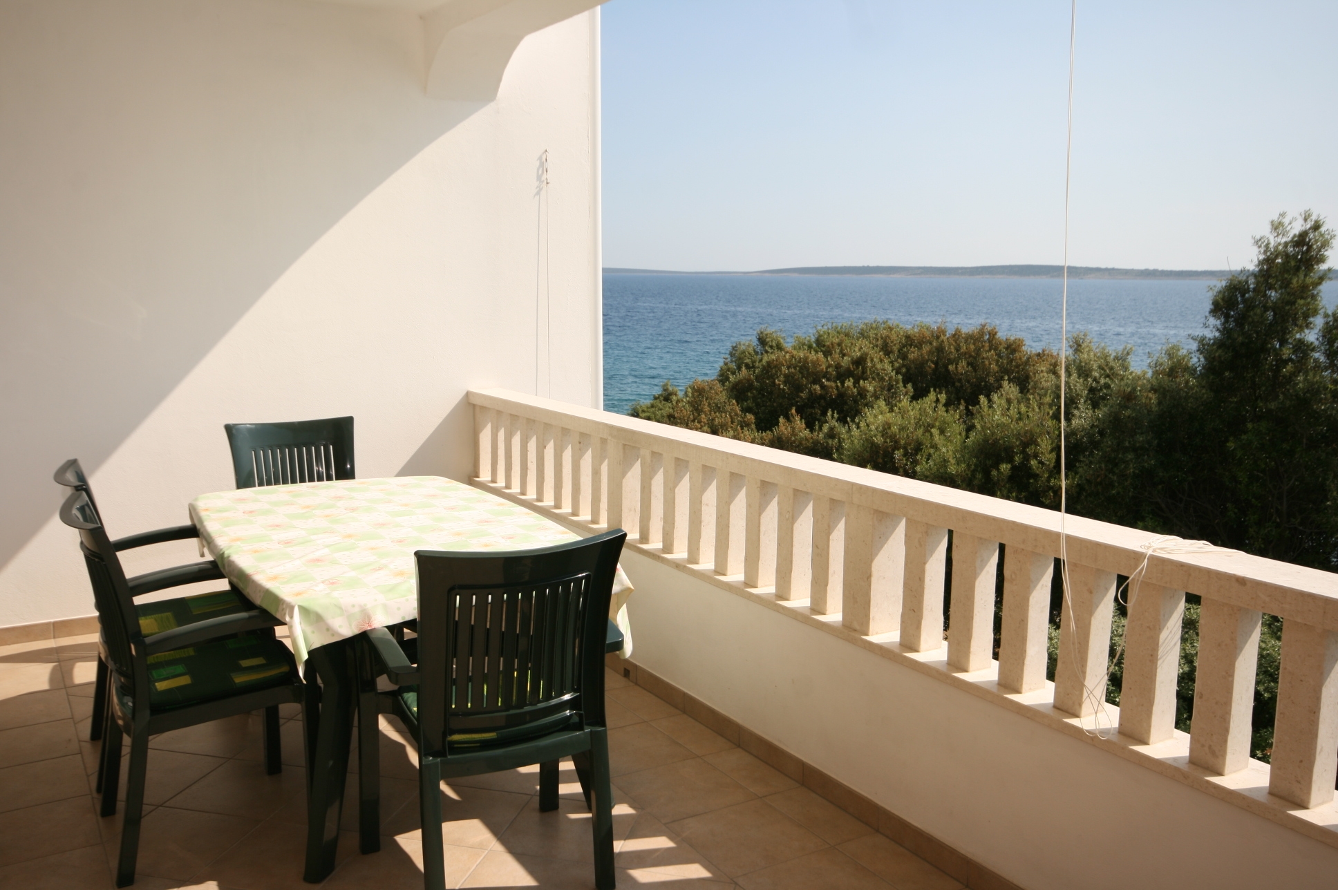 Two bedroom apartment near beach Mandre (Pag) (A-6518-a) Two bedroom apartment near beach Mandre (Pag) (A-6518-a)
