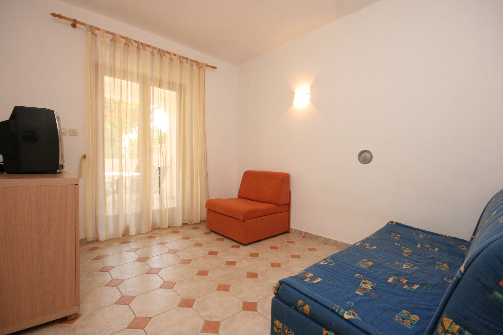 One bedroom apartment near beach Mandre, Pag (A-6518-b)