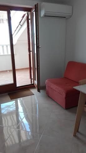Two bedroom apartment near beach Mandre, Pag (A-6518-d) Two bedroom apartment near beach Mandre, Pag (A-6518-d)