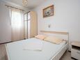 Vidalići, Bedroom 2 in the apartment, (pet friendly) and WiFi.