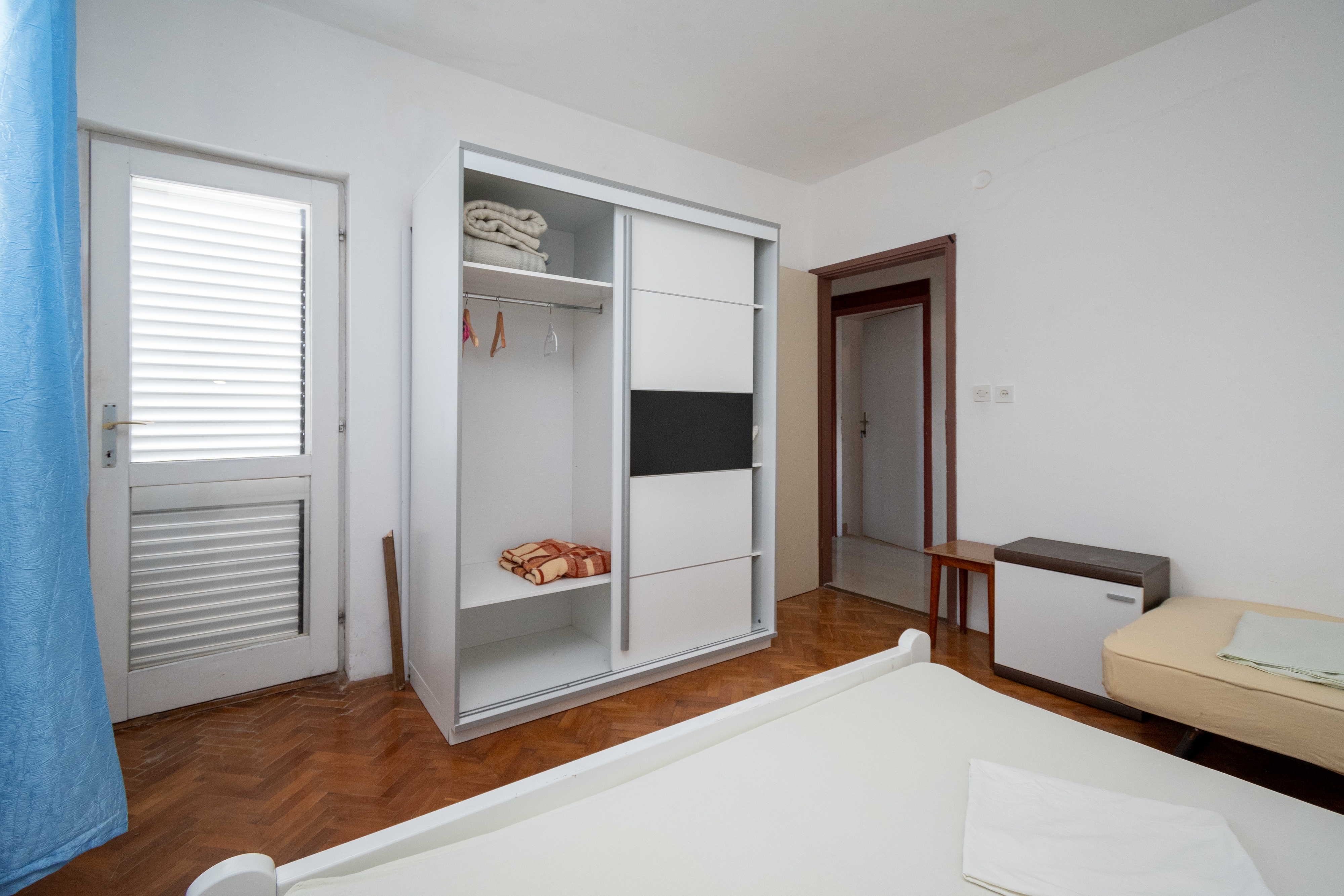 Two bedroom apartment near beach Vidalići, Pag  A-d