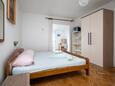 Vidalići, Slaapkamer in the studio-apartment, (pet friendly) en WiFi.