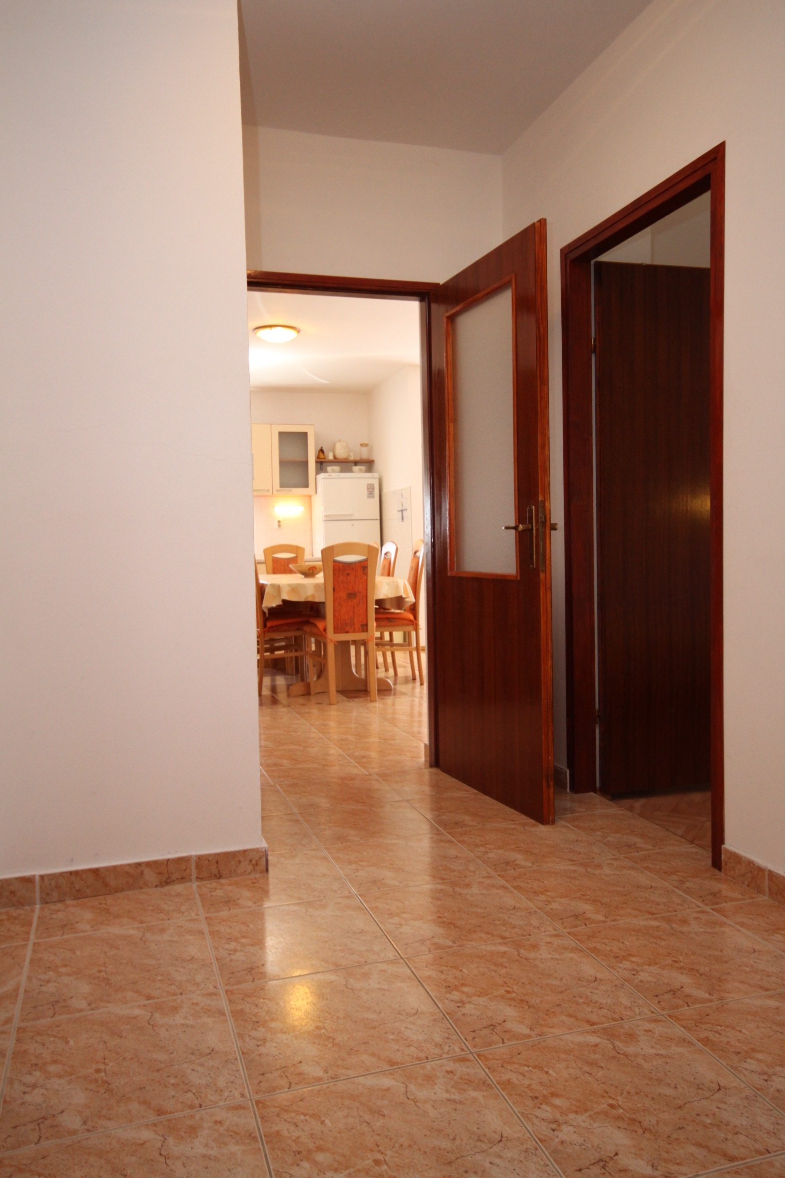 Three bedroom apartment near beach Vlašići, Pag  A-a