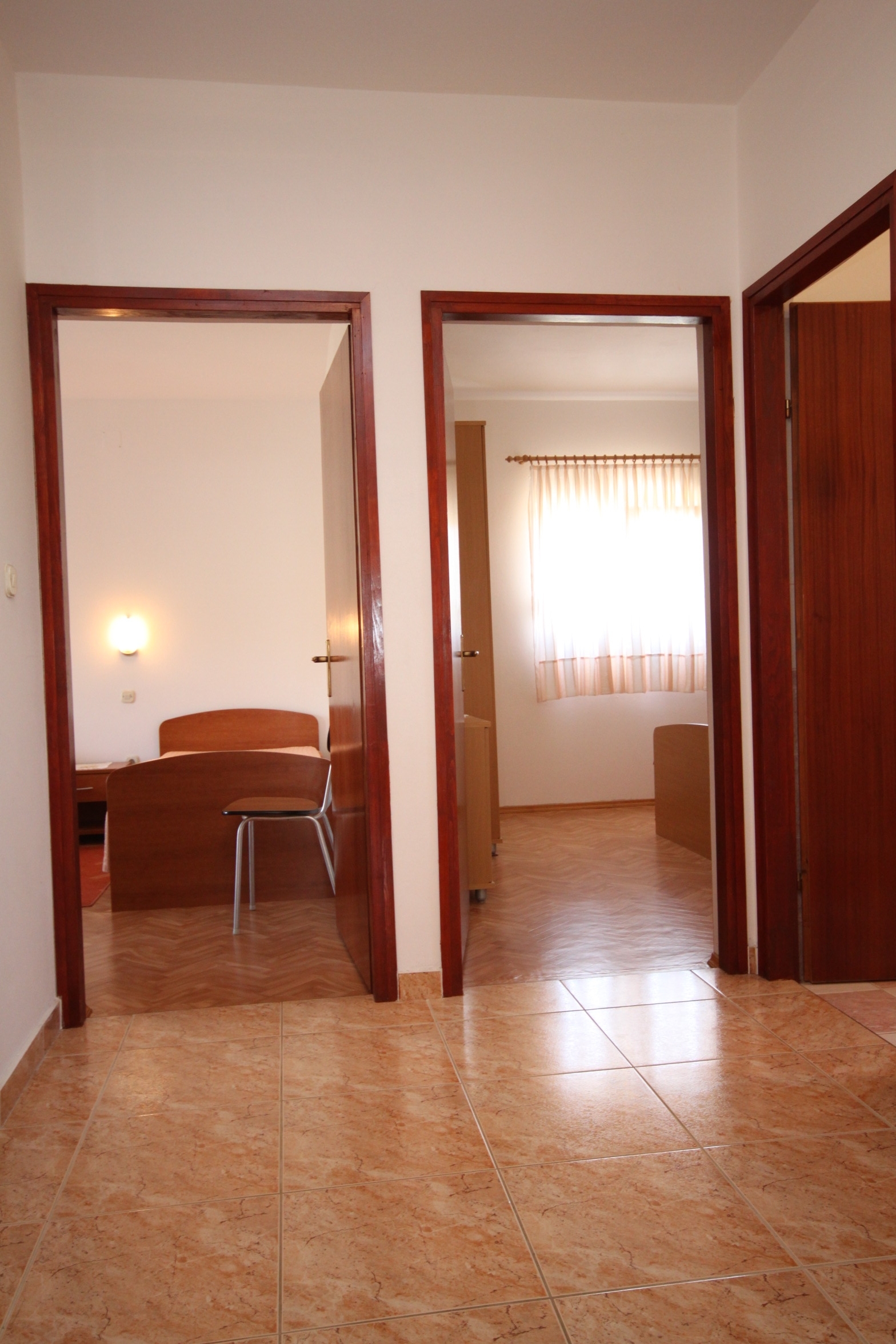 Three bedroom apartment near beach Vlašići, Pag  A-a