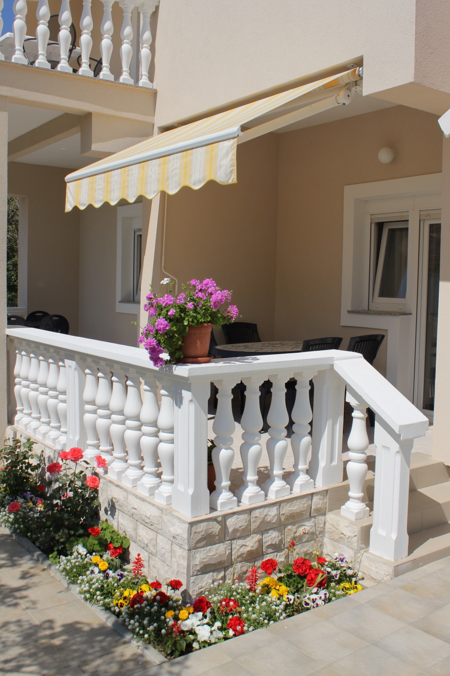 Two bedroom apartment near beach Vlašići, Pag  A-b