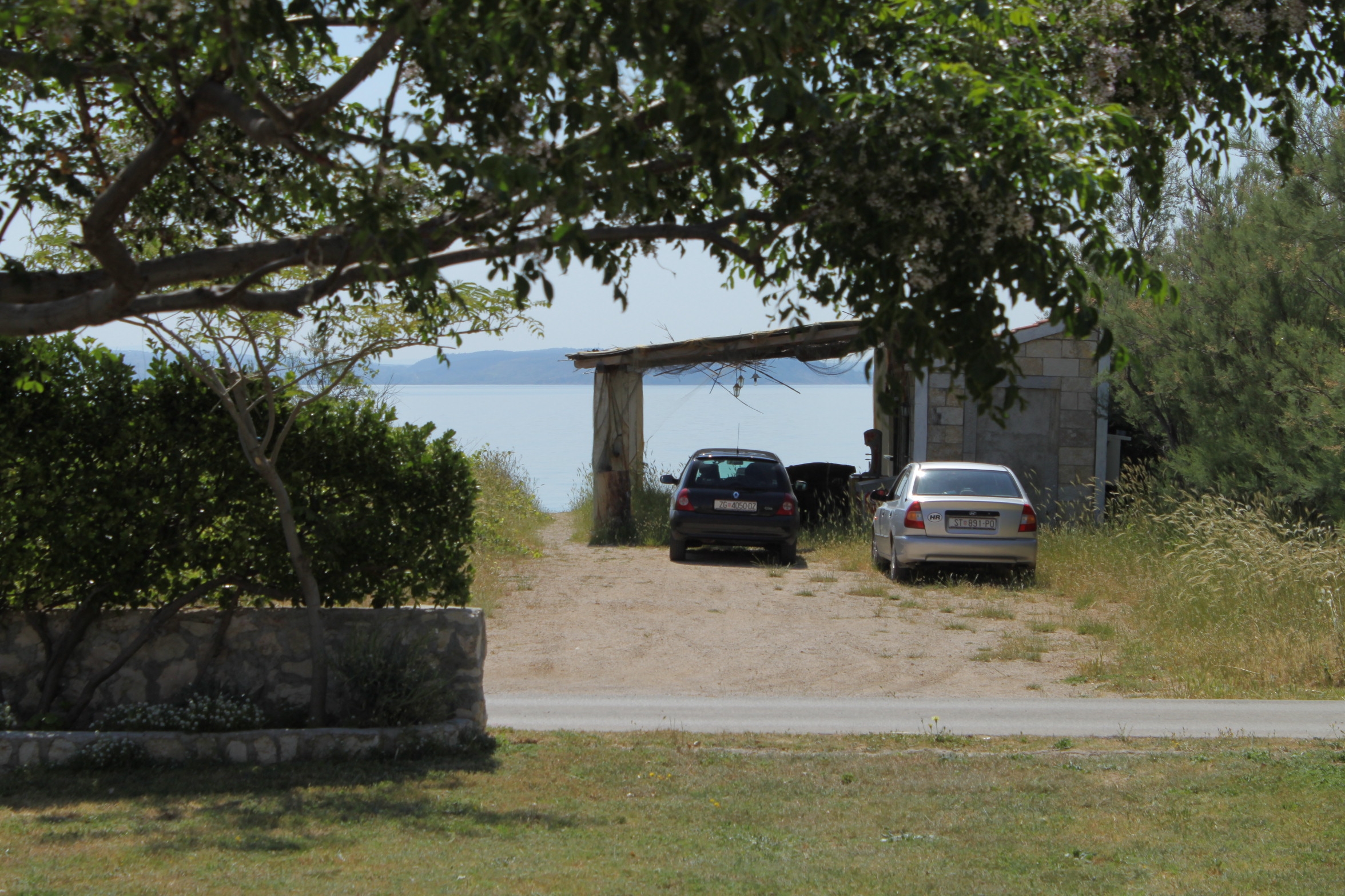 One bedroom apartment near beach Vlašići, Pag  A-c