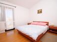 Спальня 1 Novalja, Спальня 1 в размещении типа apartment, WiFi.