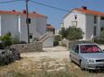 Parkirišče Novalja, Pag, Parkirišče 6524 - Apartmaji s prodnato plažo.