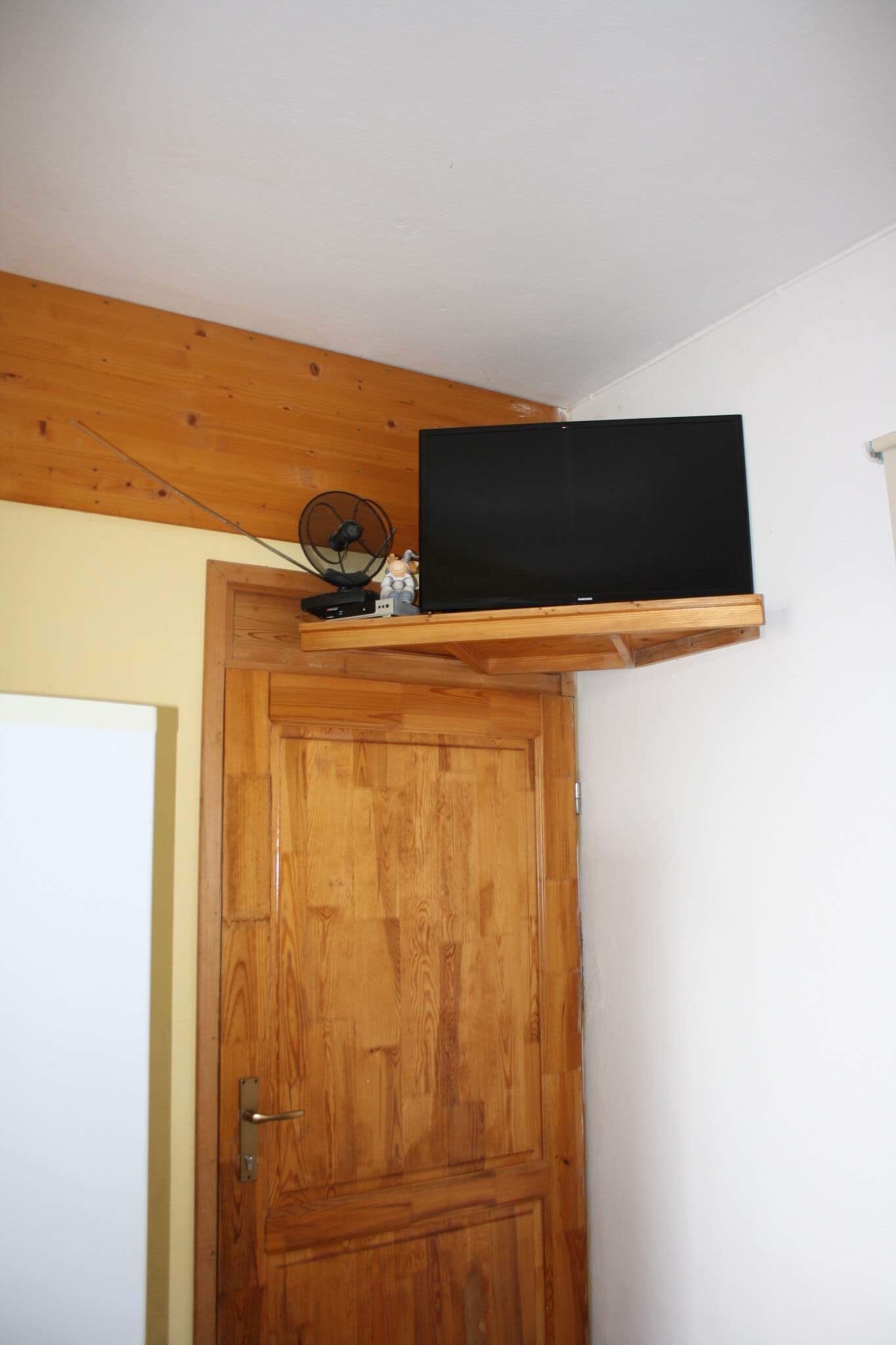 One bedroom apartment near beach Seline, Paklenica (A-6528-b) One bedroom apartment near beach Seline, Paklenica (A-6528-b)