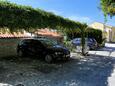 Parking lot Marušići, Omiš, Parking lot 653 - Apartments by the sea.