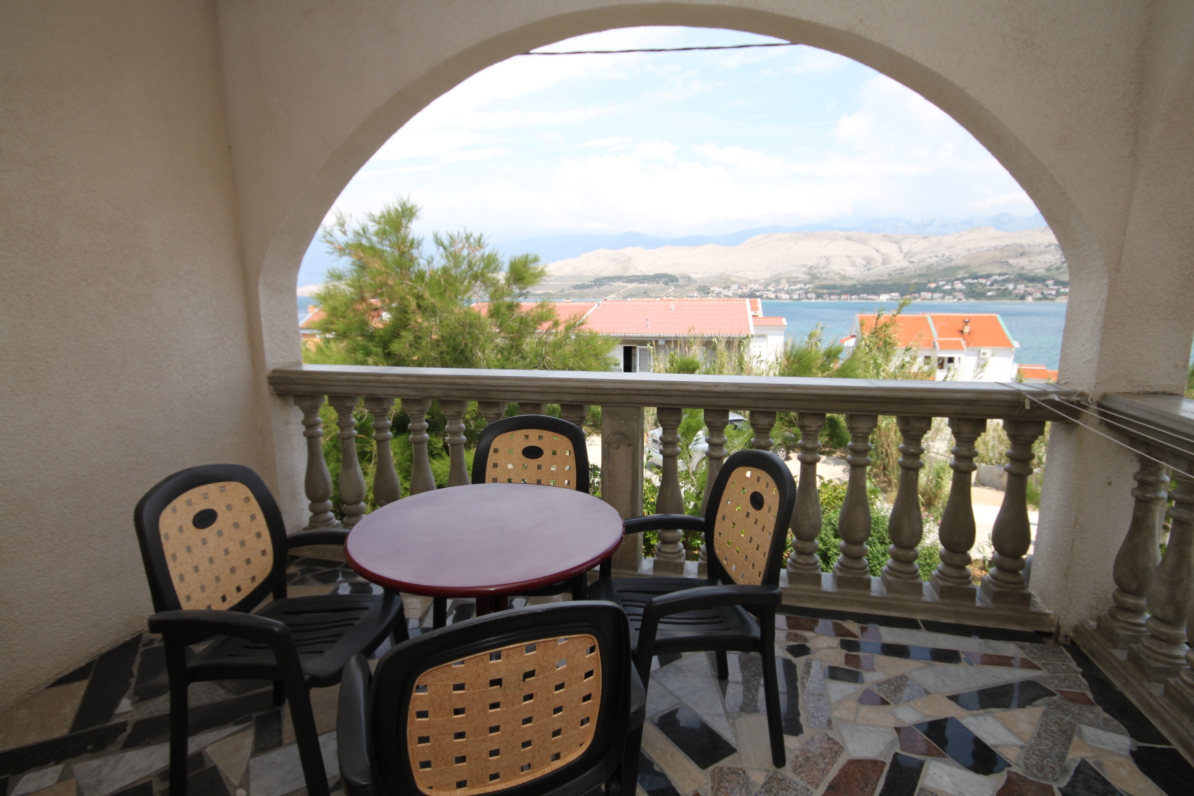 Two bedroom apartment with terrace and sea view Pag  A-a