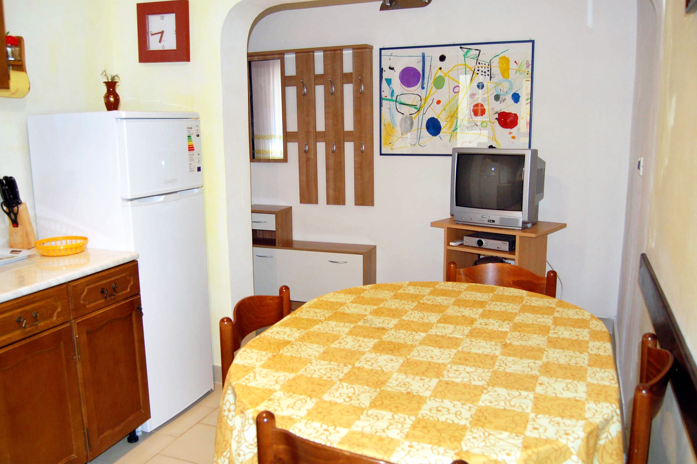 Two bedroom apartment with terrace Pag (A-6535-d) Two bedroom apartment with terrace Pag (A-6535-d)