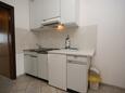 Kuchyně Mandre, Kuchyně v ubytování typu apartment, domácí mazlíčci povoleni a WiFi.