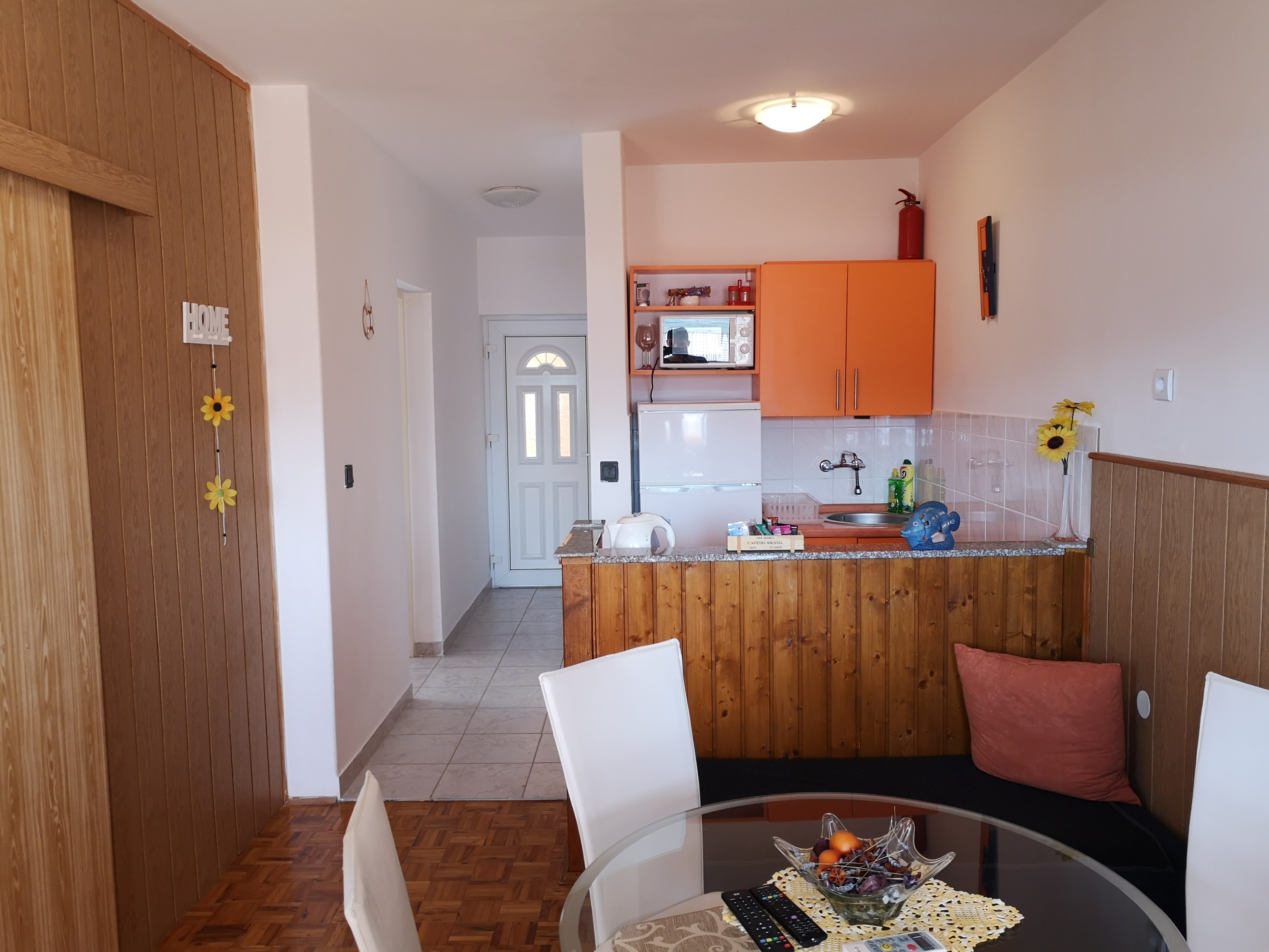 Two bedroom apartment with terrace and sea view Pag  A-b