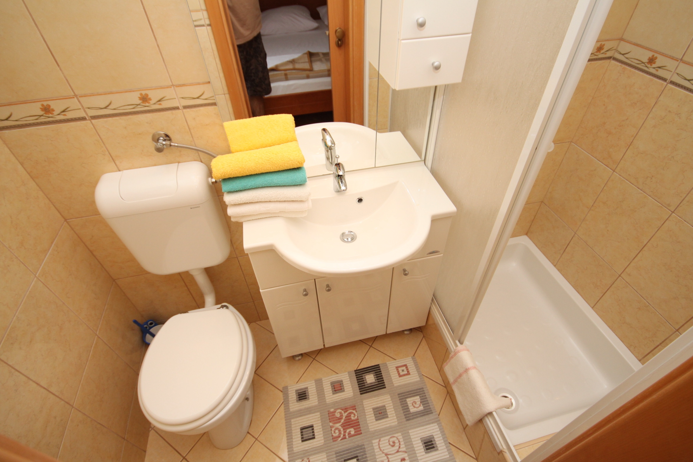Three bedroom apartment near beach Seline, Paklenica  A-a