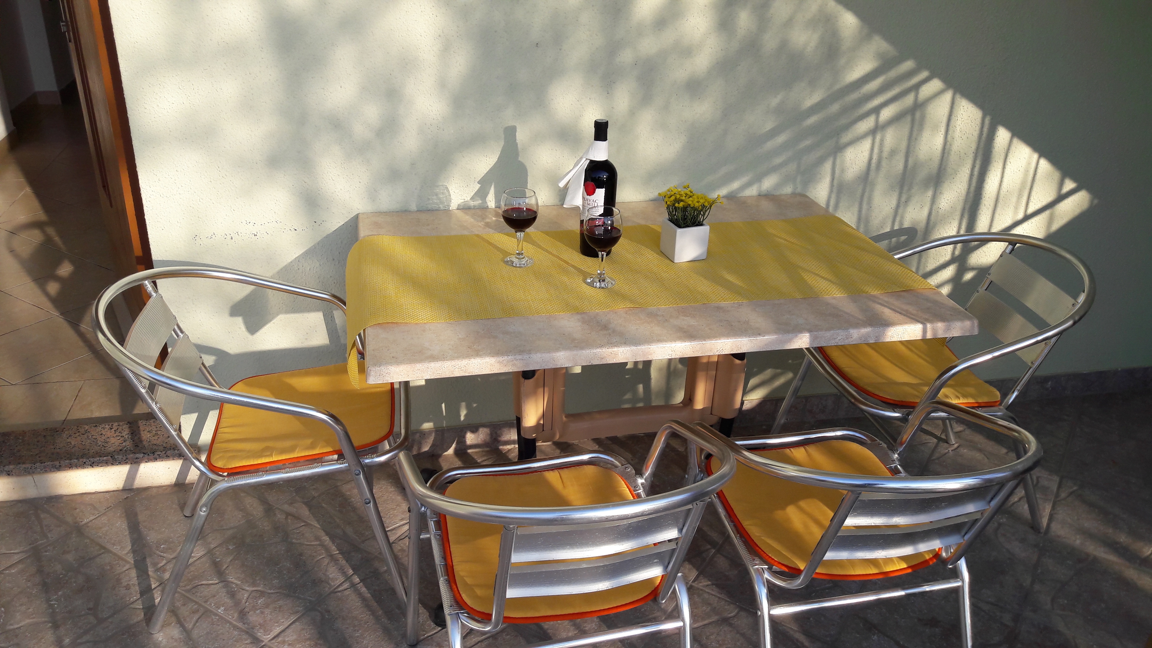 Three bedroom apartment near beach Seline, Paklenica  A-a