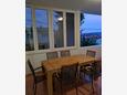Starigrad, Терраса 1 в размещении типа apartment, с видом на море и WiFi.