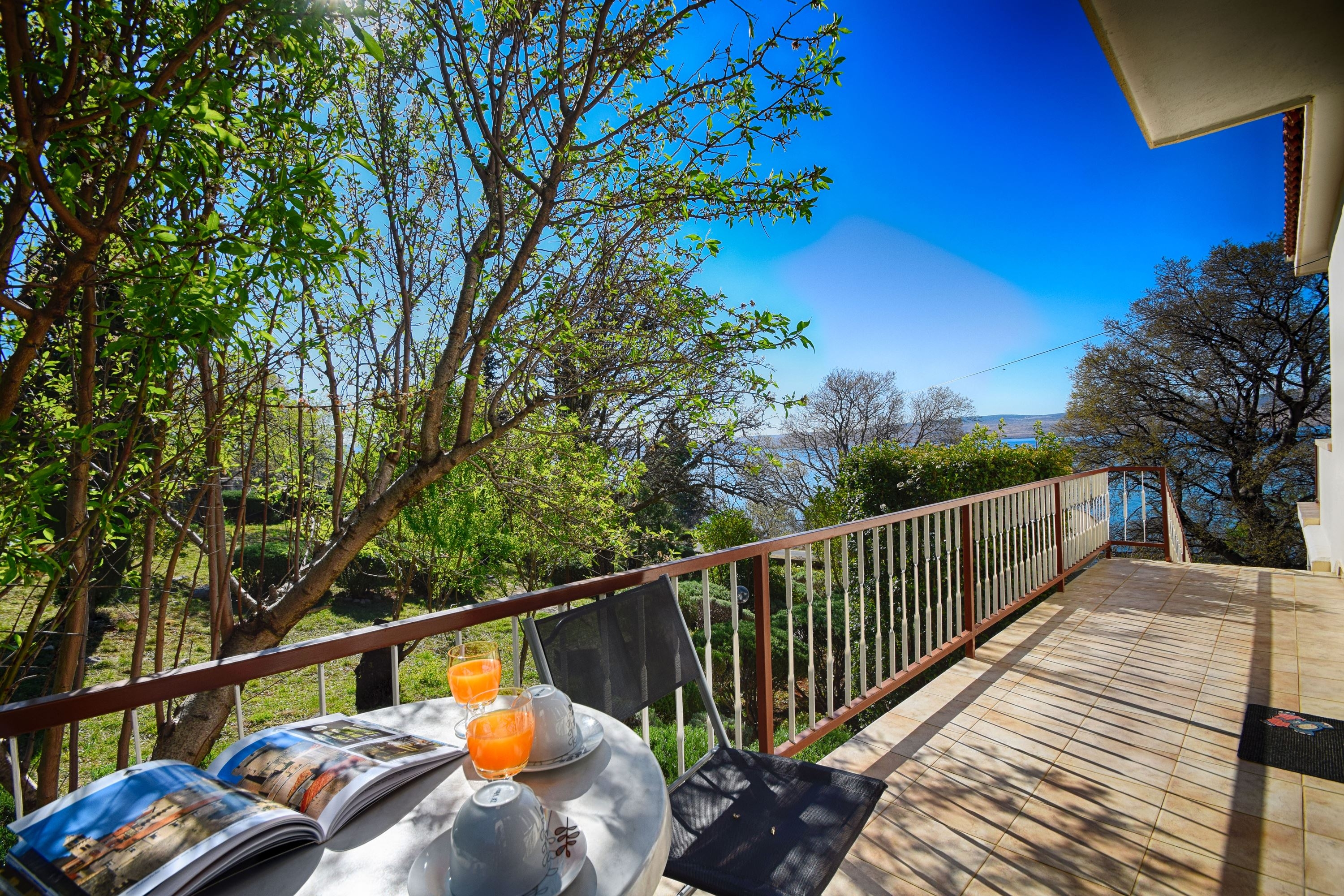 Two bedroom apartment near beach Seline, Paklenica  A-a